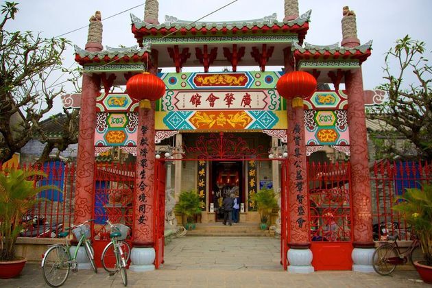 10-Day Central and Northern Vietnam School Tour